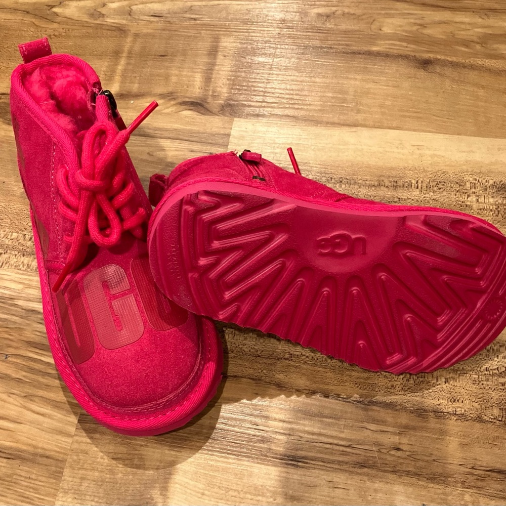 UGG size 11 Hot Pink Boots Cozy and Fashionable EUC